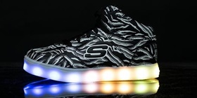 Skechers világítós cipő