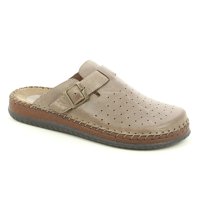 Walk in the city 9289-3340 / barna